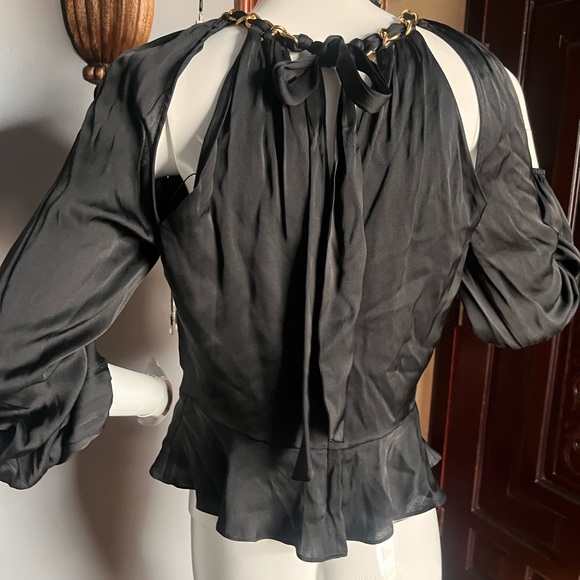 NWT Veronica Beard Yulita chain cut-out top, black, size 6 - Picture 7 of 9